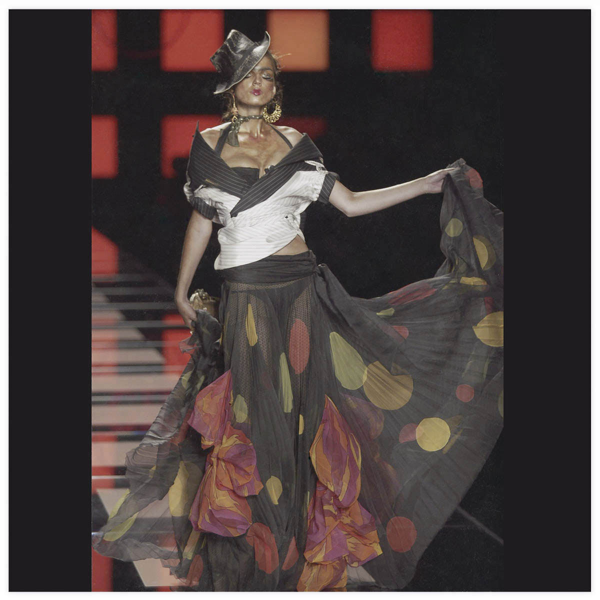 Christian Dior Haute-Couture Défilé 2003 Styliste J. Galliano Aérographe sur tissu à plat