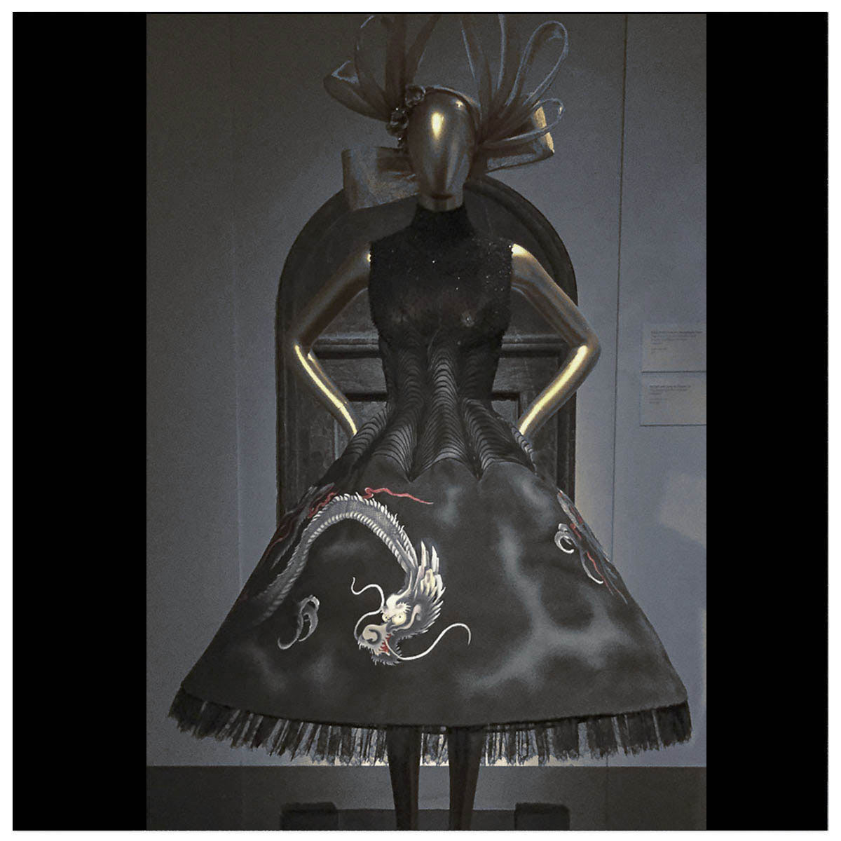 Givenchy Haute-Couture Défilé 1997 Styliste A. Mcqueen Aérographe sur tissu à plat